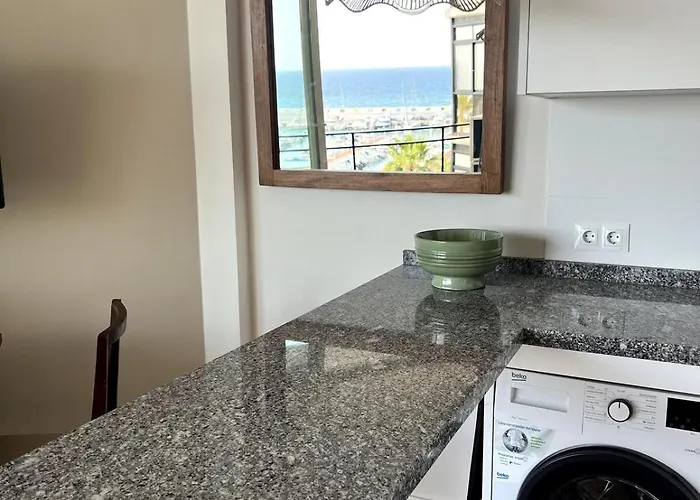 Apartman Front Line With Views *