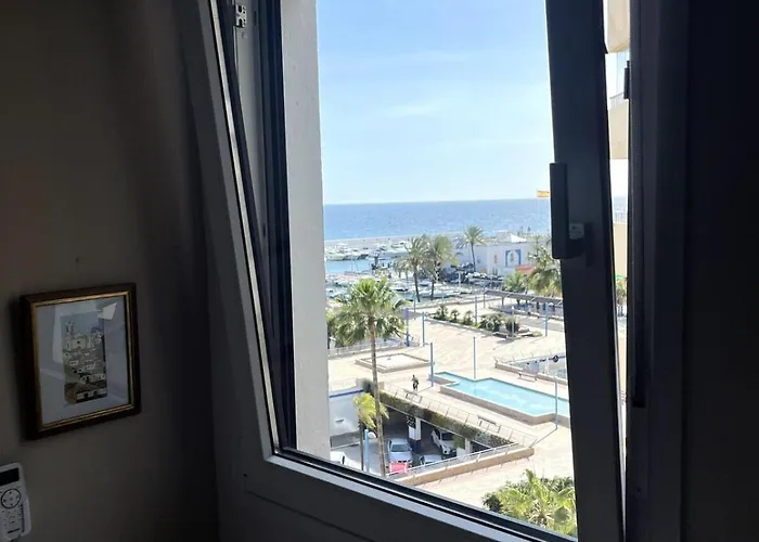 Front Line With Views * Marbella