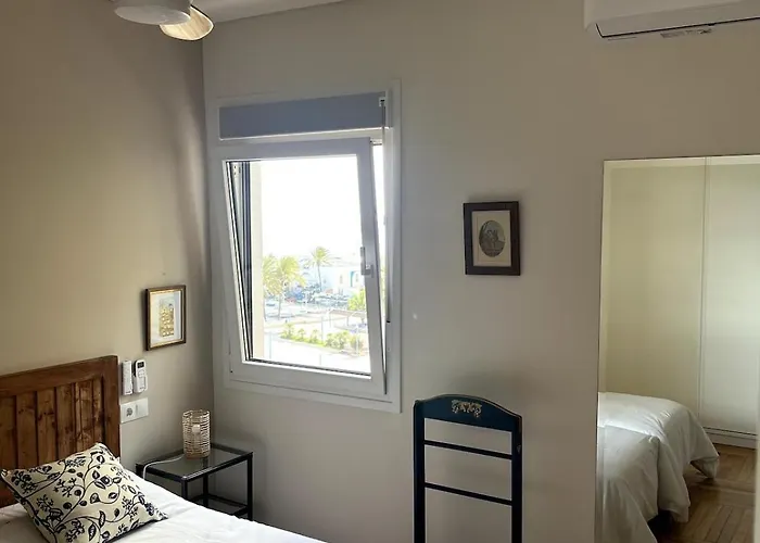 Front Line With Views Apartman